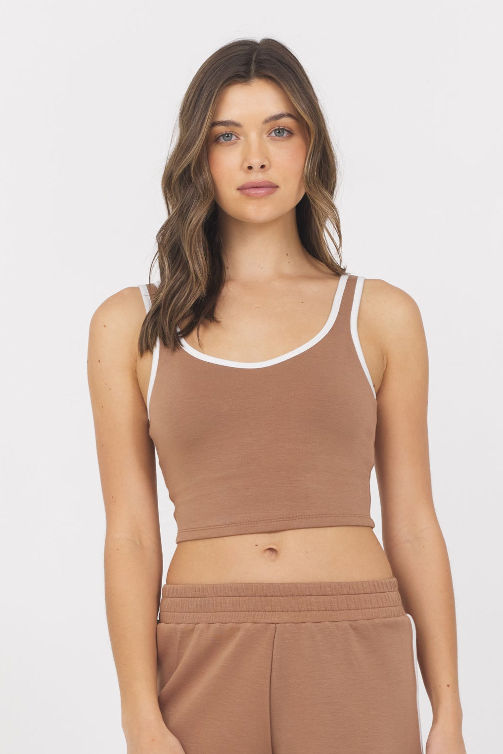 Toffee White Cloud w/ Piping Tank