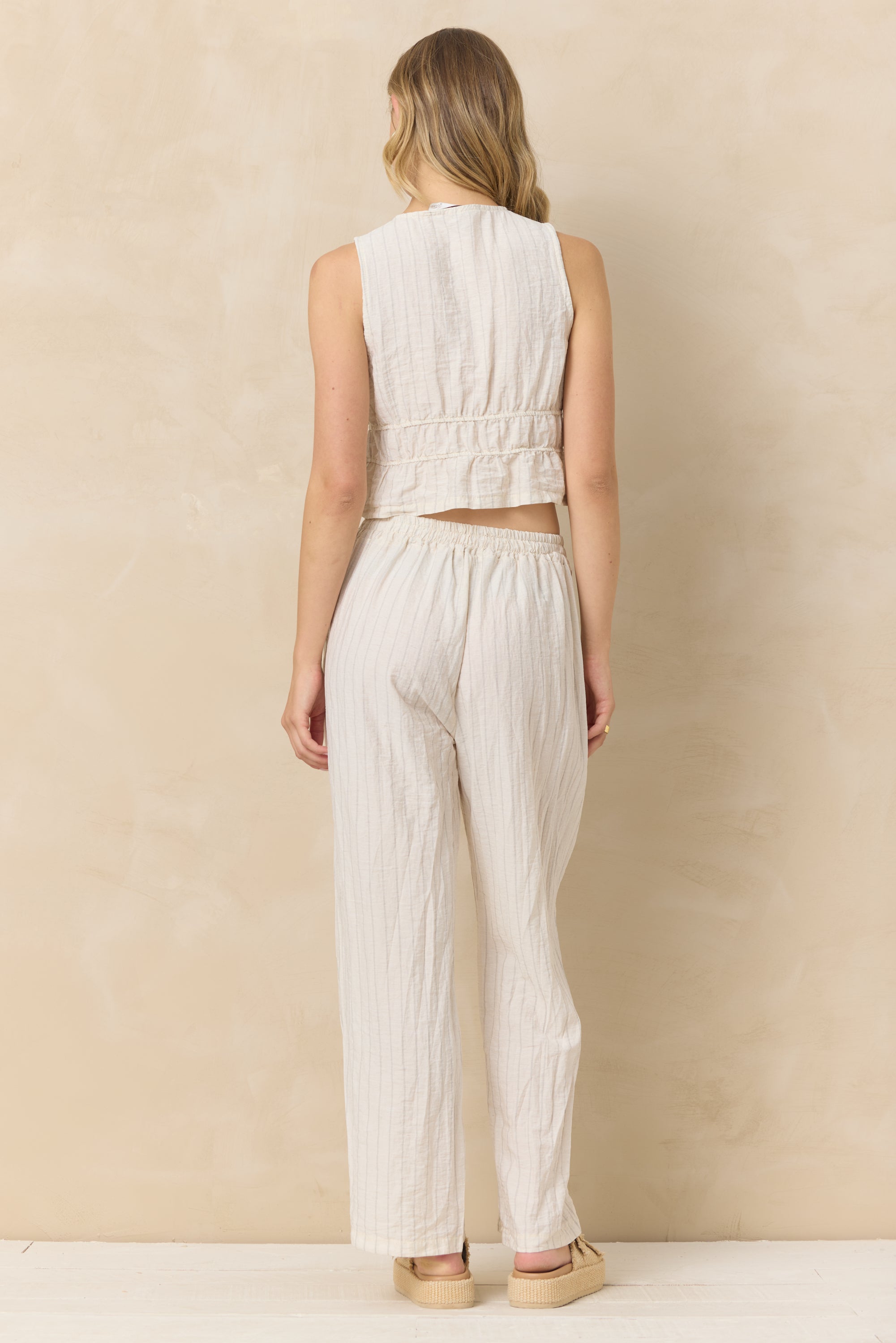 Textured Linen Blend Tie Front Top