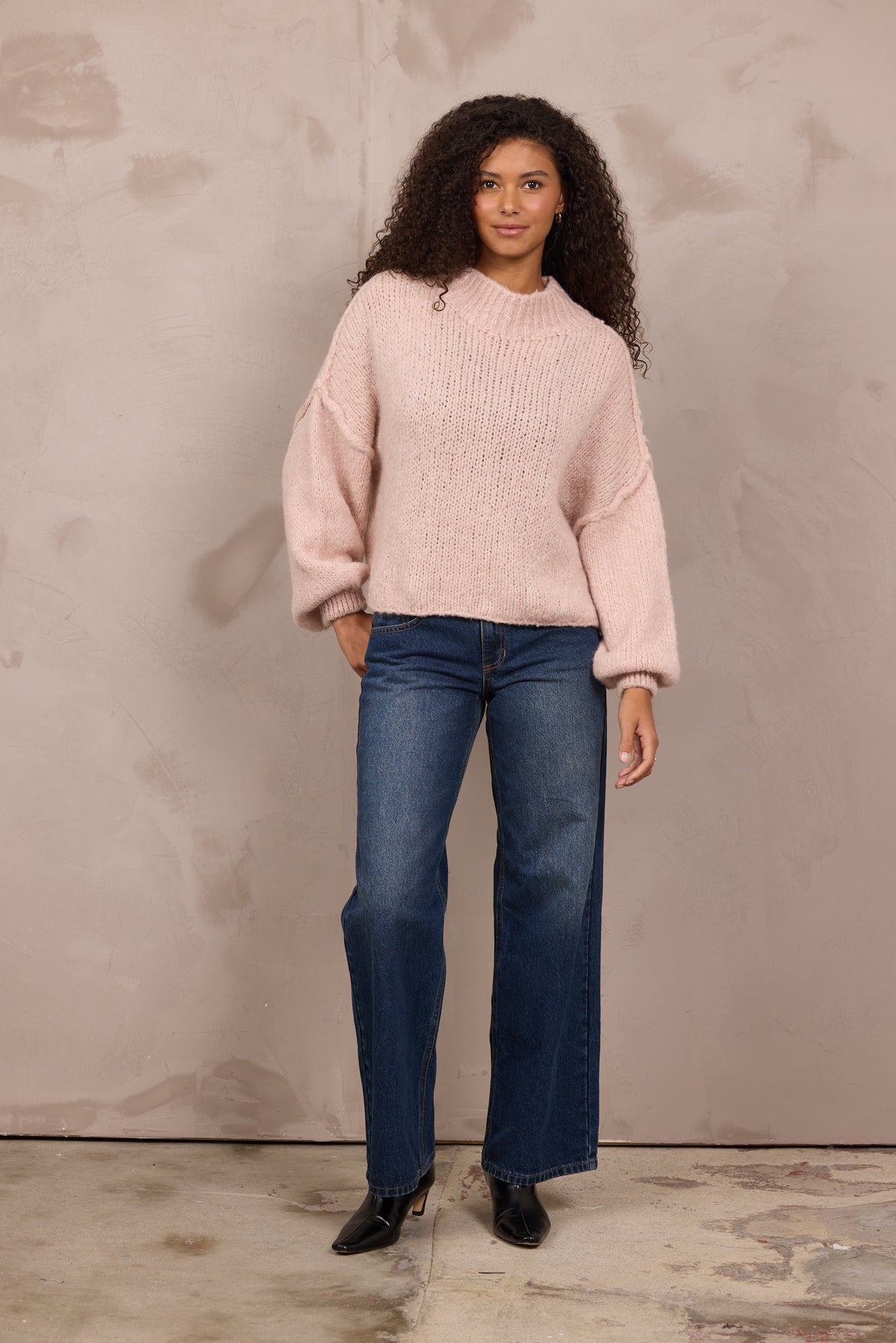 MOCK NECK SWEATER