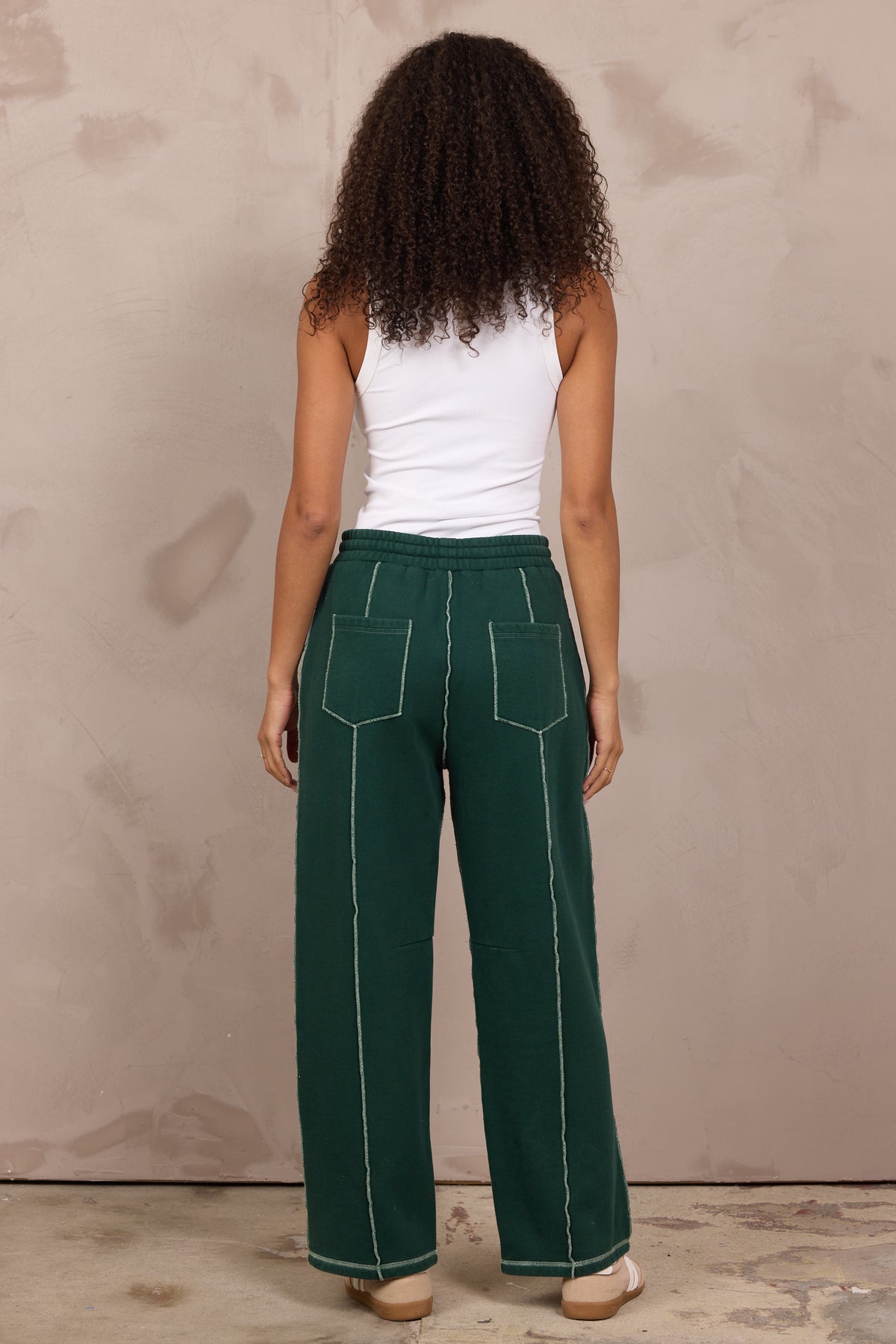 Barrell Pant w/ Contrast Stitching