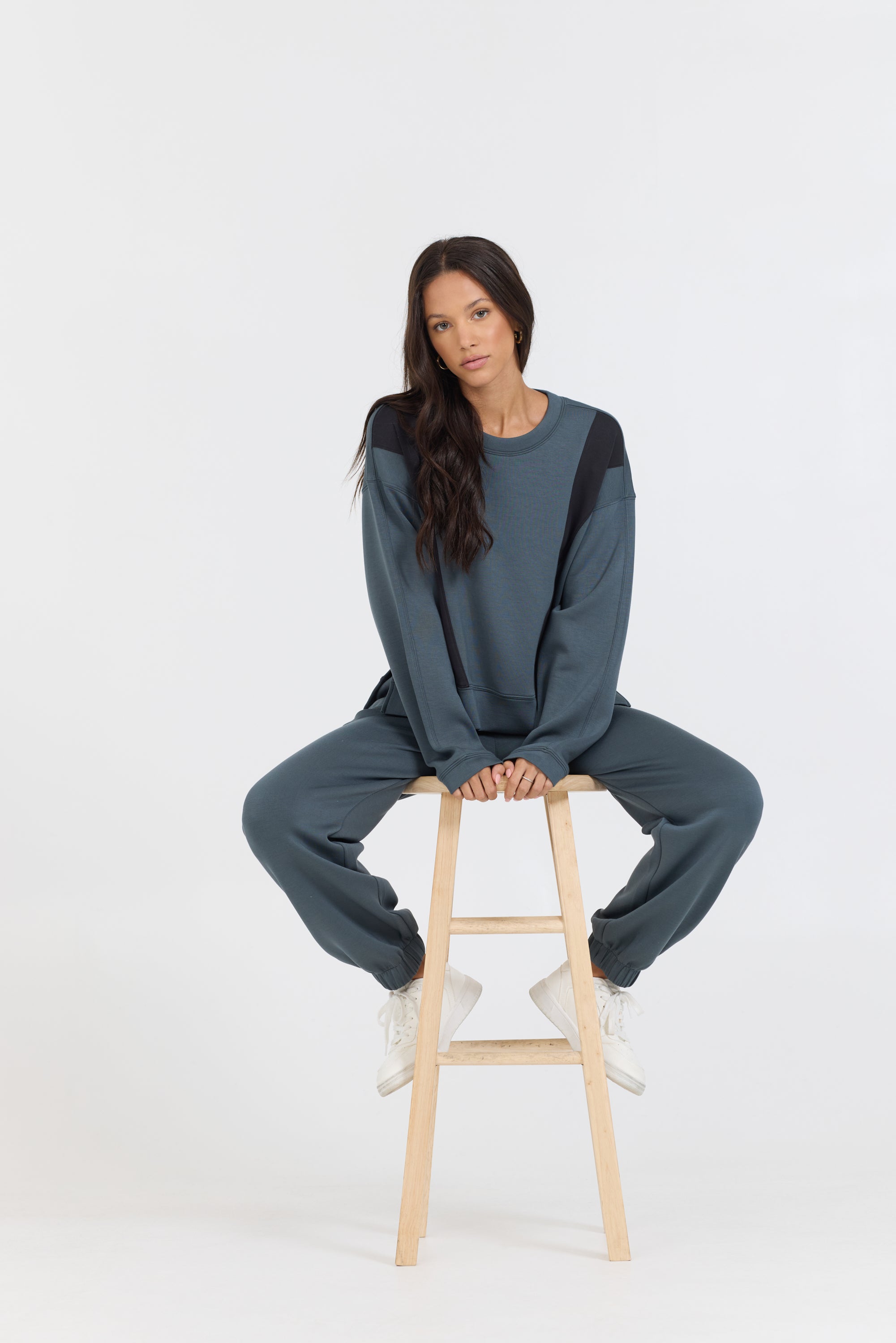 Mountain Grey/Black Colorblock Insert Cloud Fleece Crew