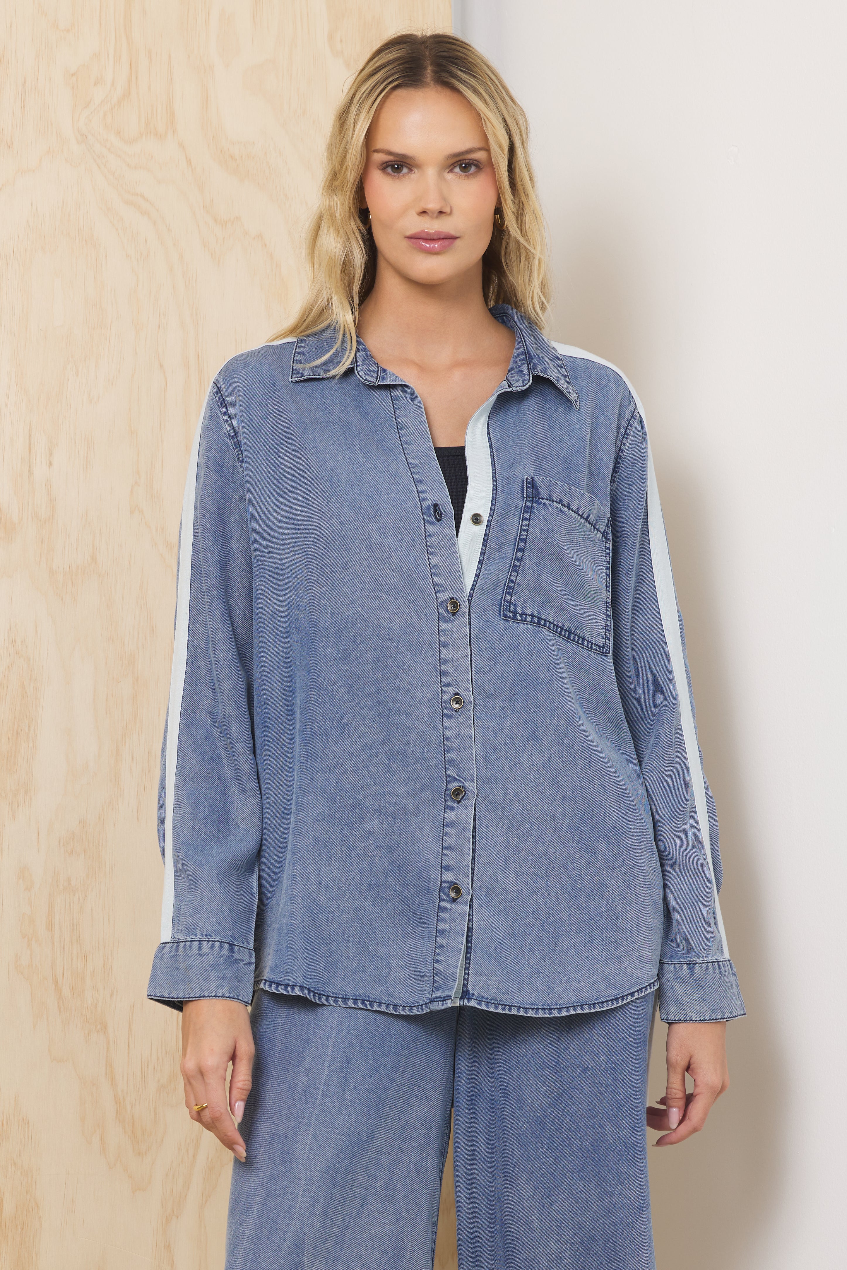 Tencel Shirt w/ Contrast Taping