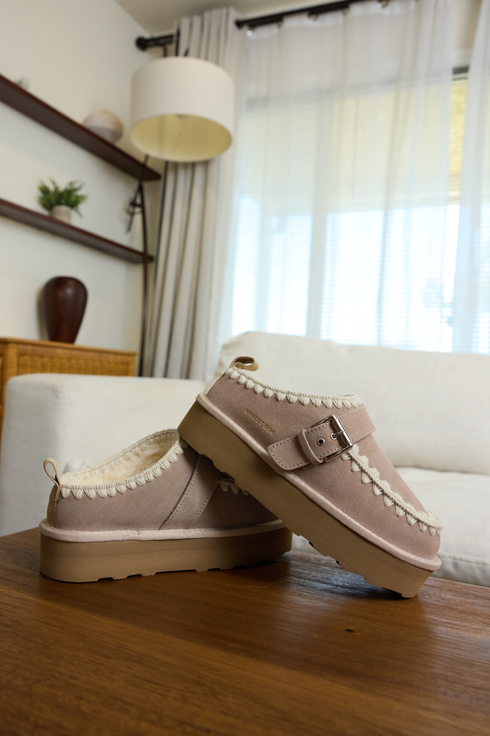 CHARM - SAND SUEDE