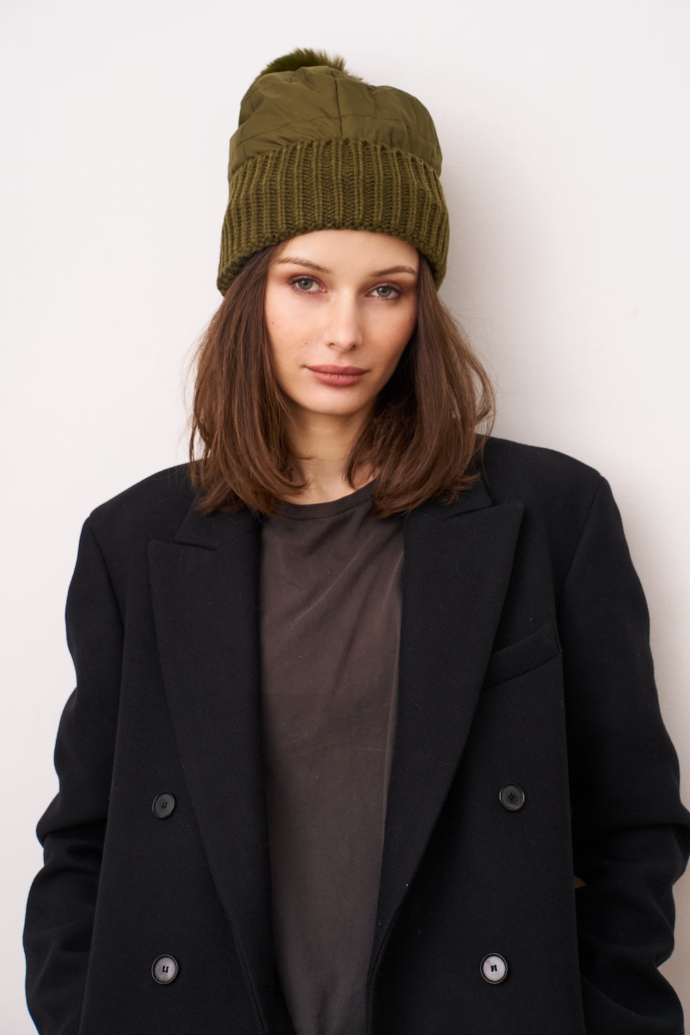 PUFFER POMPOM HAT - OLIVE