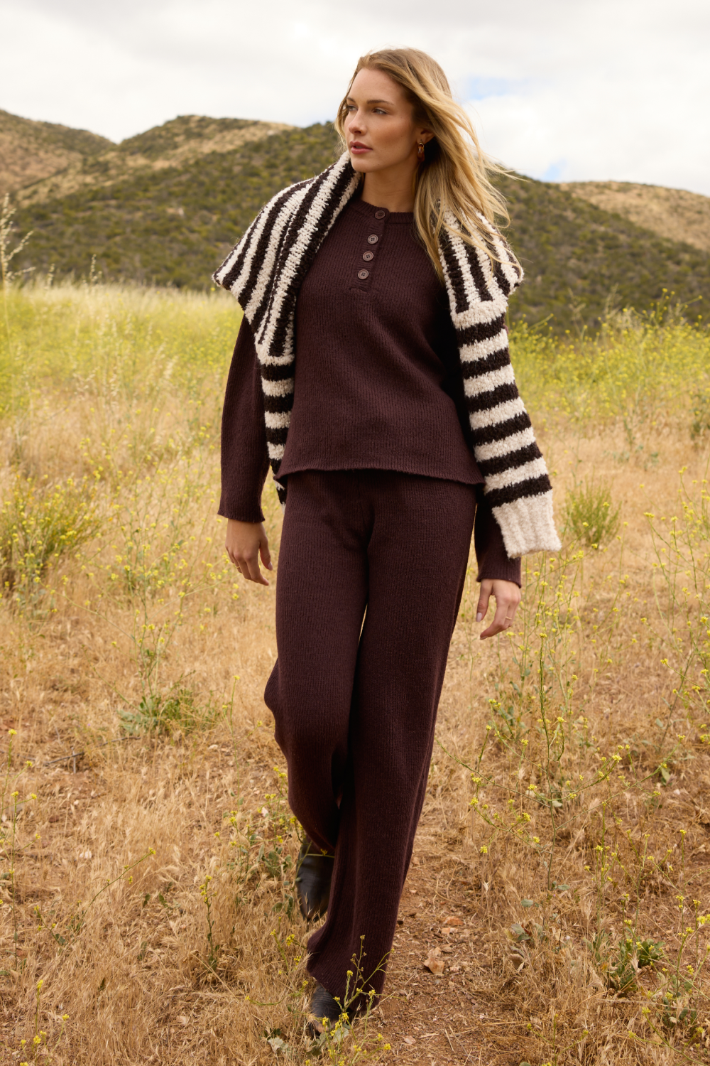 Sweater Terry Henley 2-Piece Set in Deep Wine