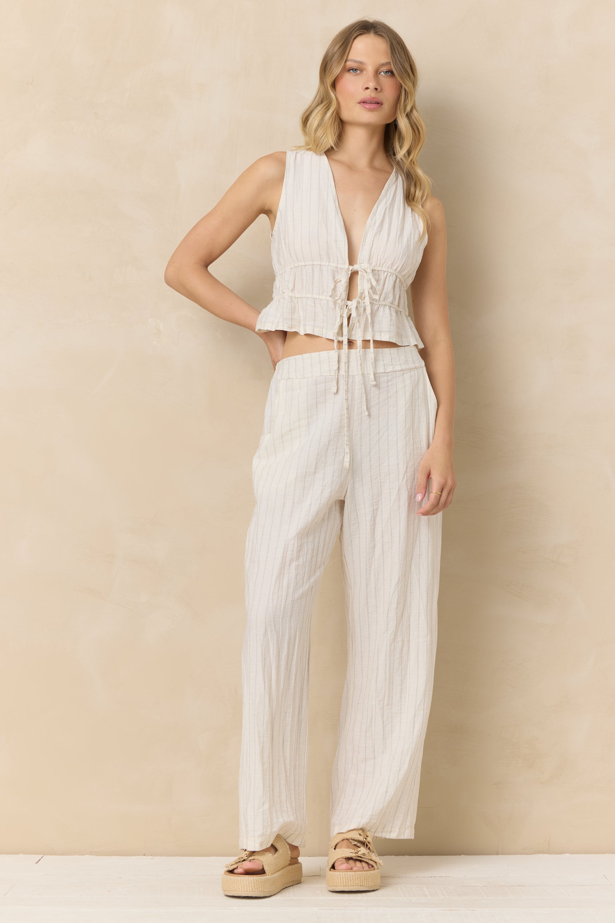 Textured Linen Blend Pant