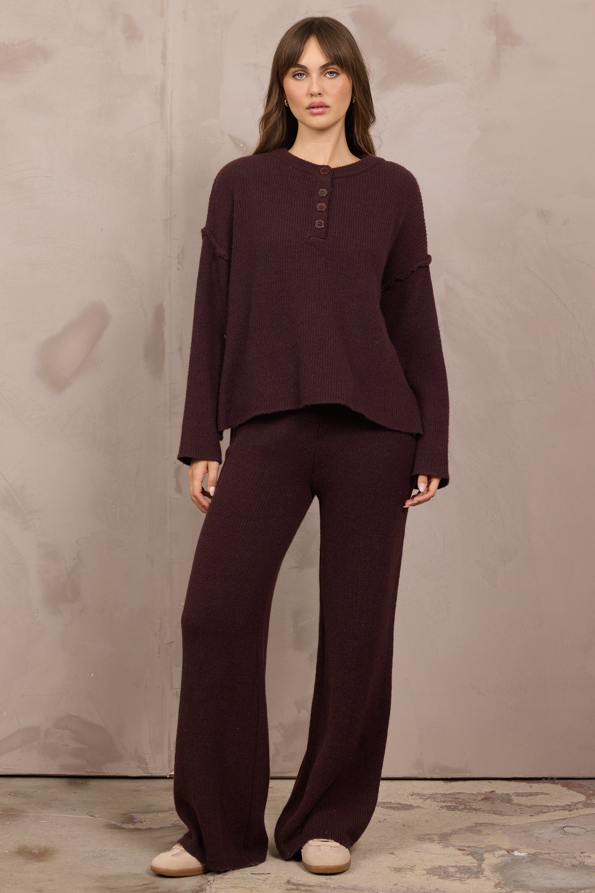 Sweater Terry Henley 2-Piece Set in Deep Wine