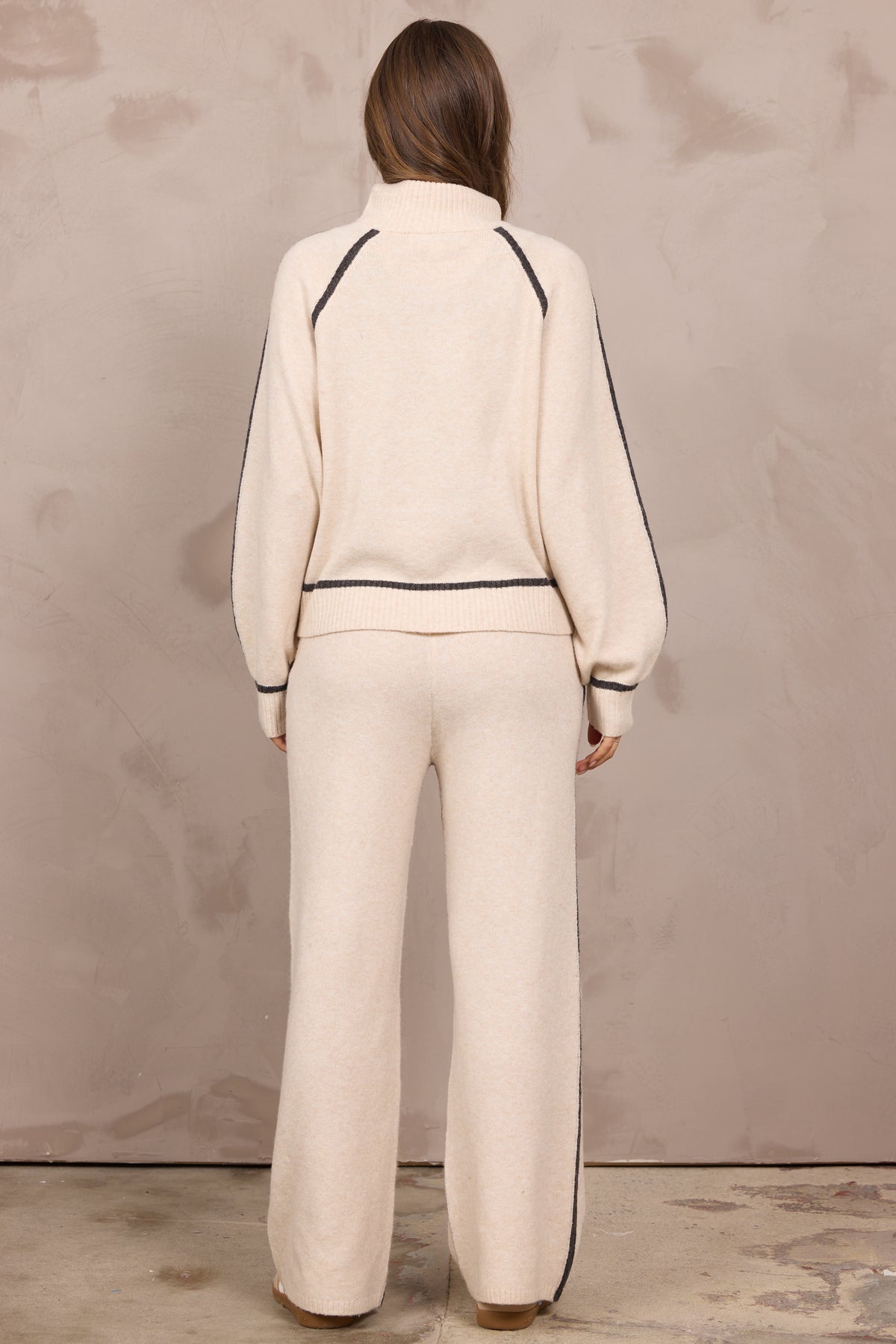 Knit Wide Leg Pant w/ Contrast
