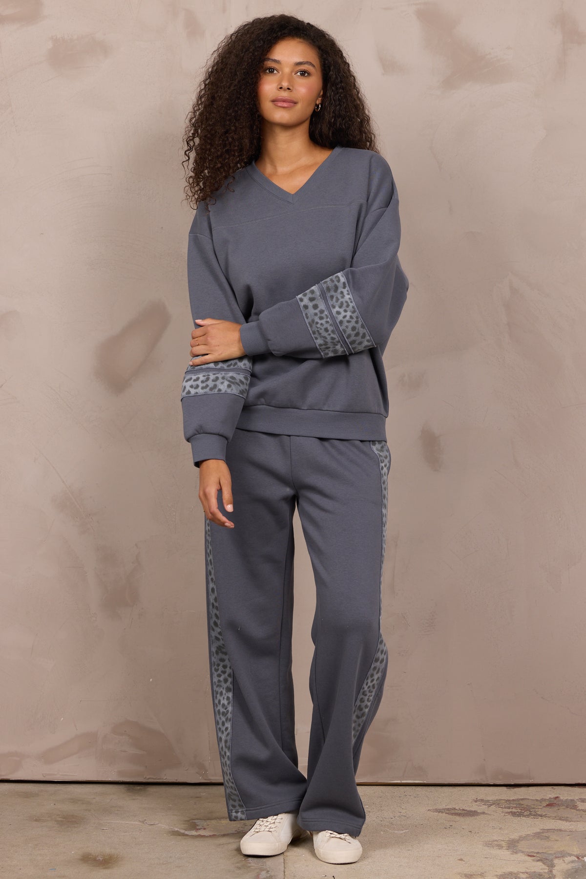 Fleece Leopard Trim 2-Piece Set in Washed Charcoal