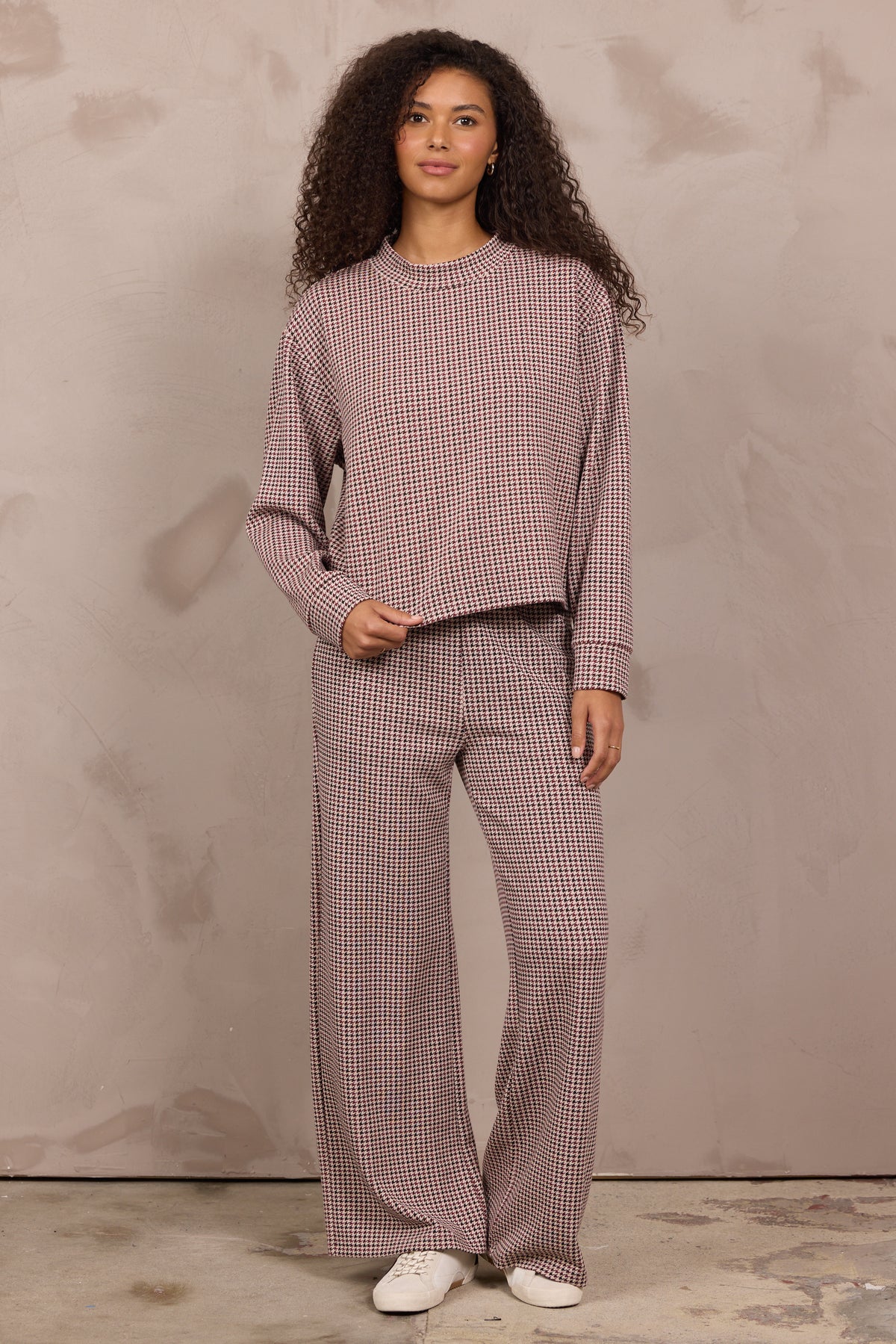 Houndstooth Printed Cloud Mock neck