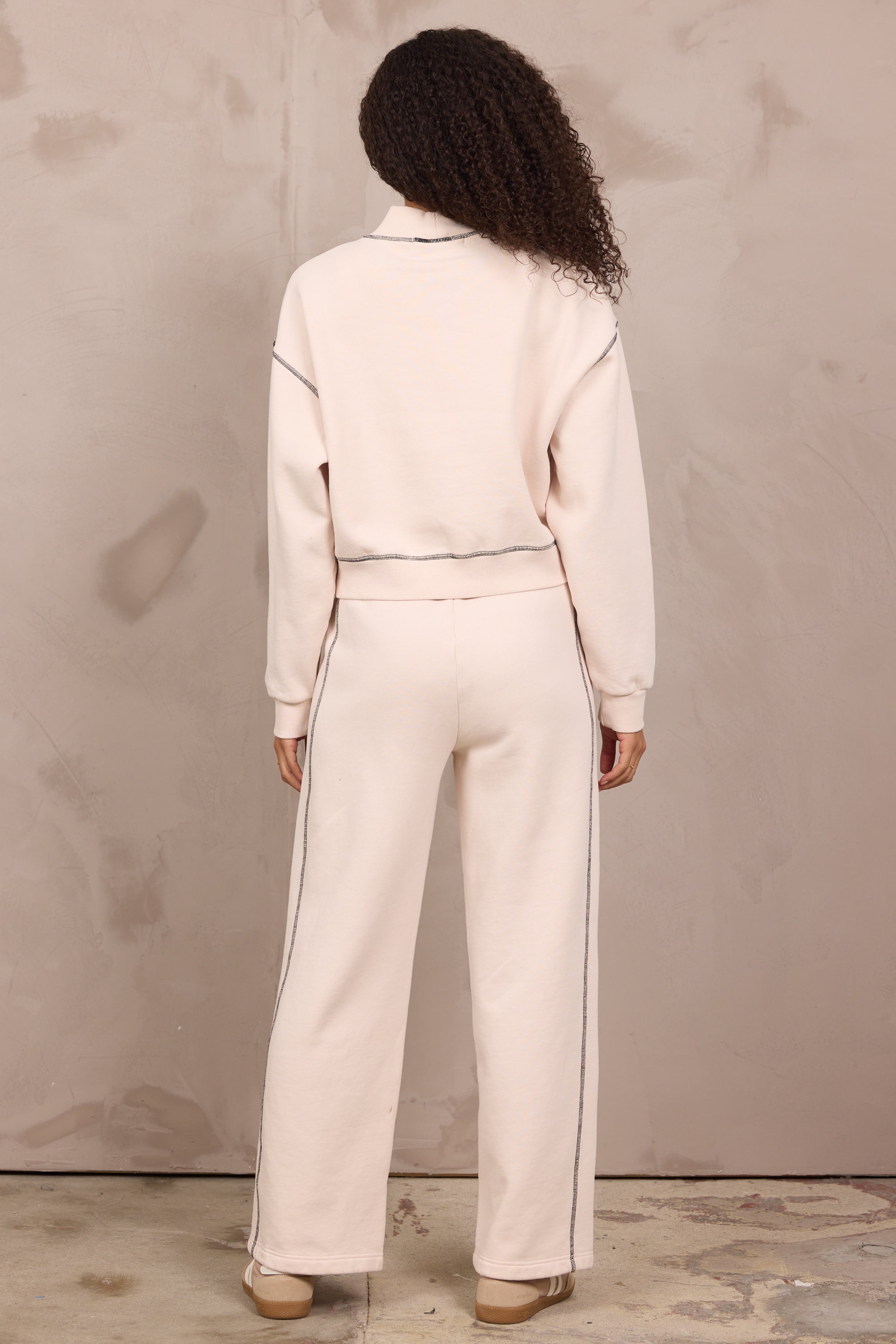 Garment Dye Mockneck 2-Piece Set in Pearl w/ Black