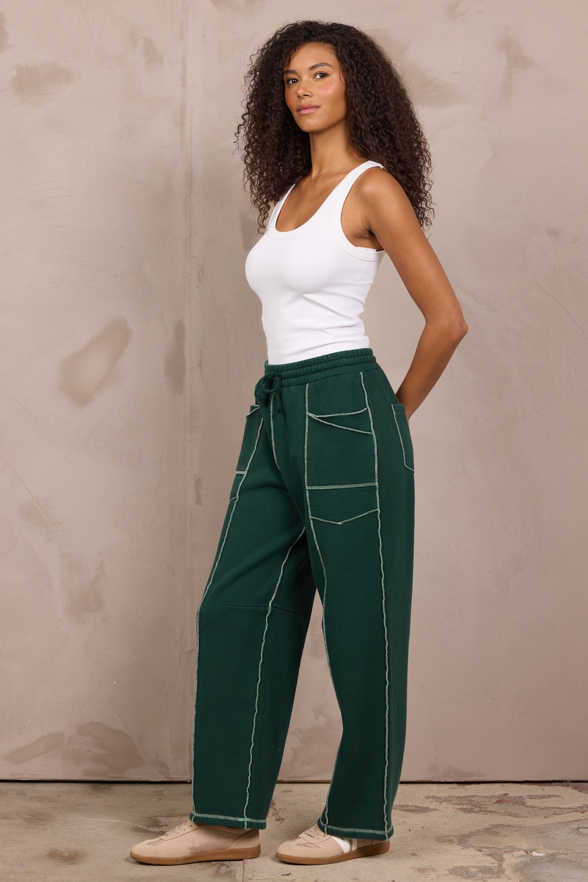 Barrell Pant w/ Contrast Stitching