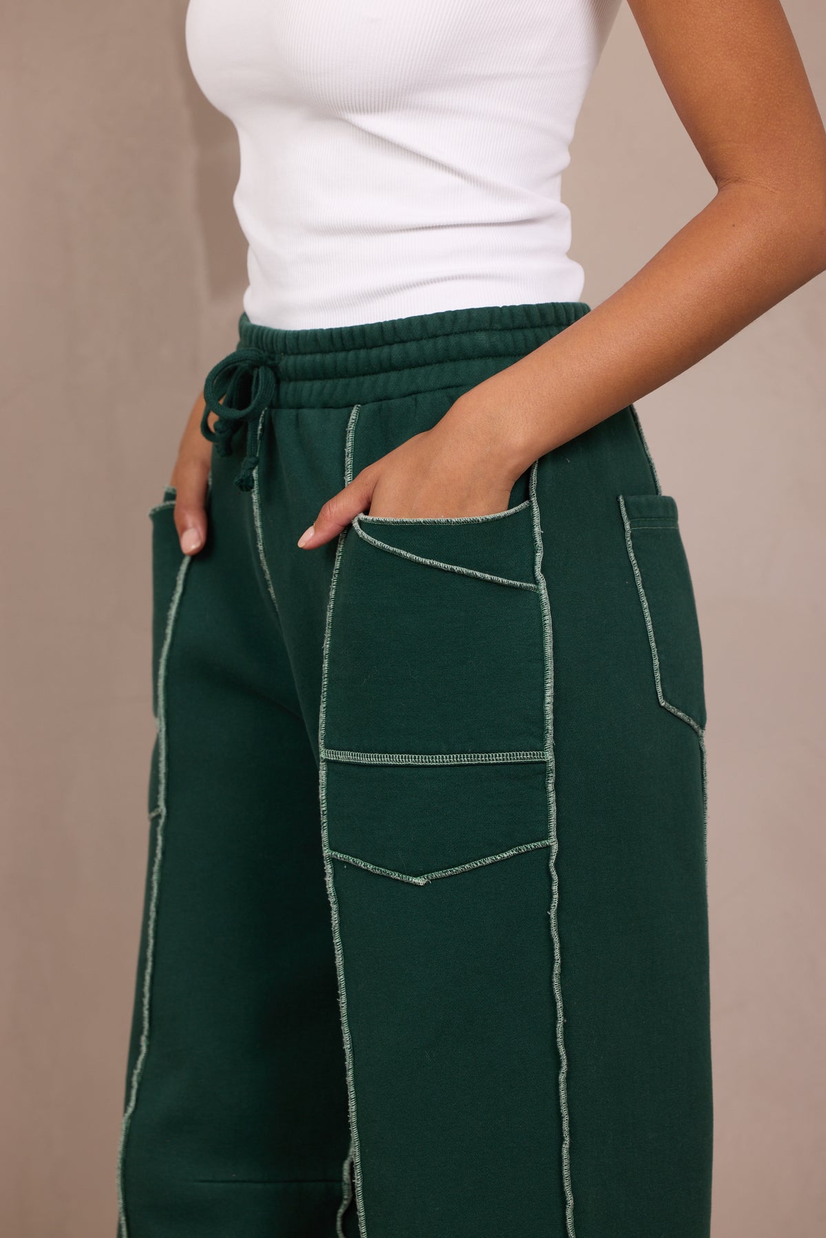 Barrell Pant w/ Contrast Stitching