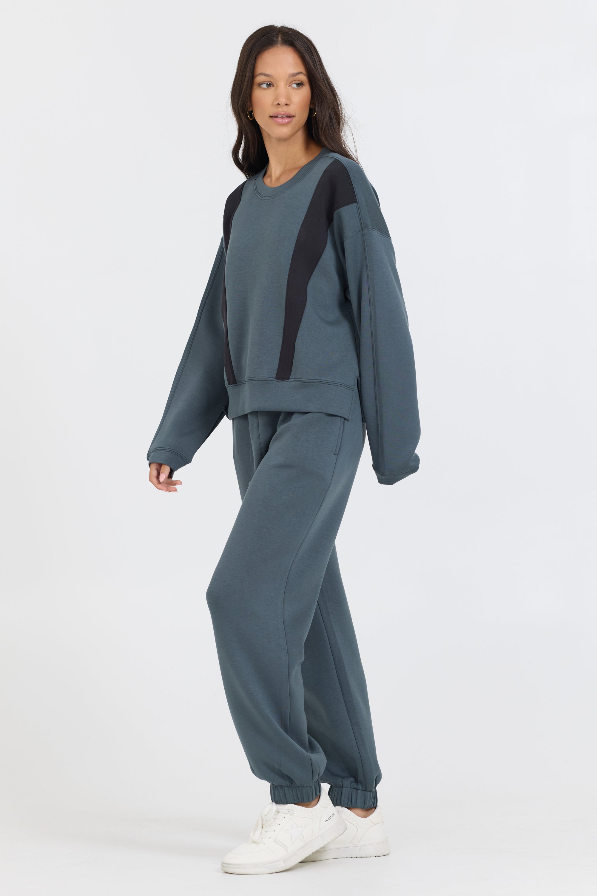 Mountain Grey/Black Colorblock Insert Cloud Fleece Crew