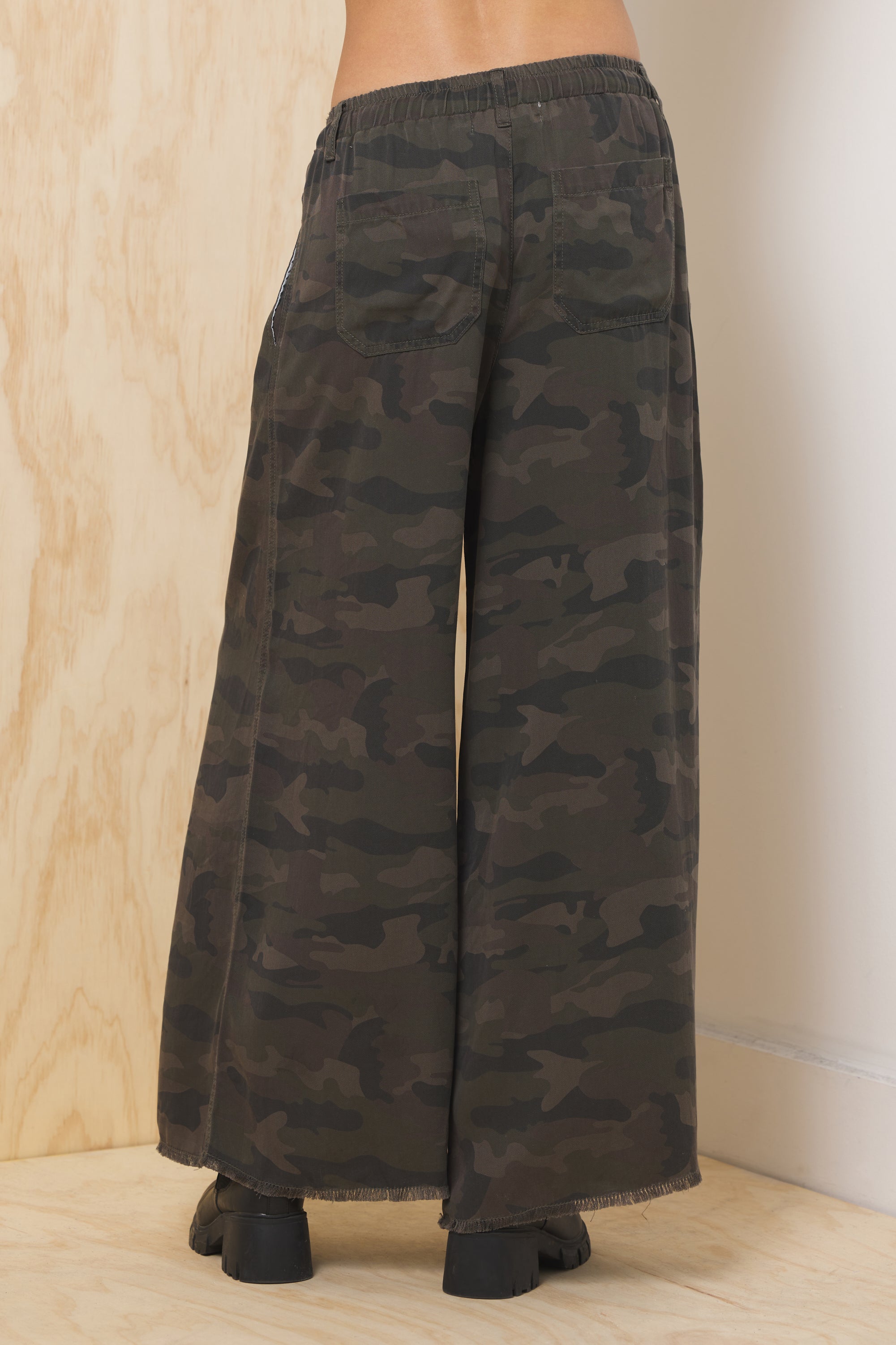 Tencel Wide Leg Pant - Camo