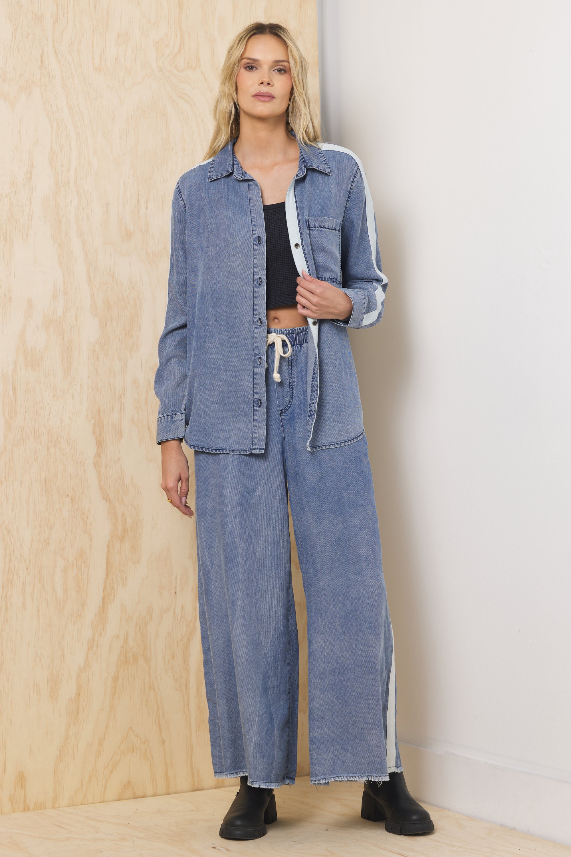 Tencel Shirt w/ Contrast Taping