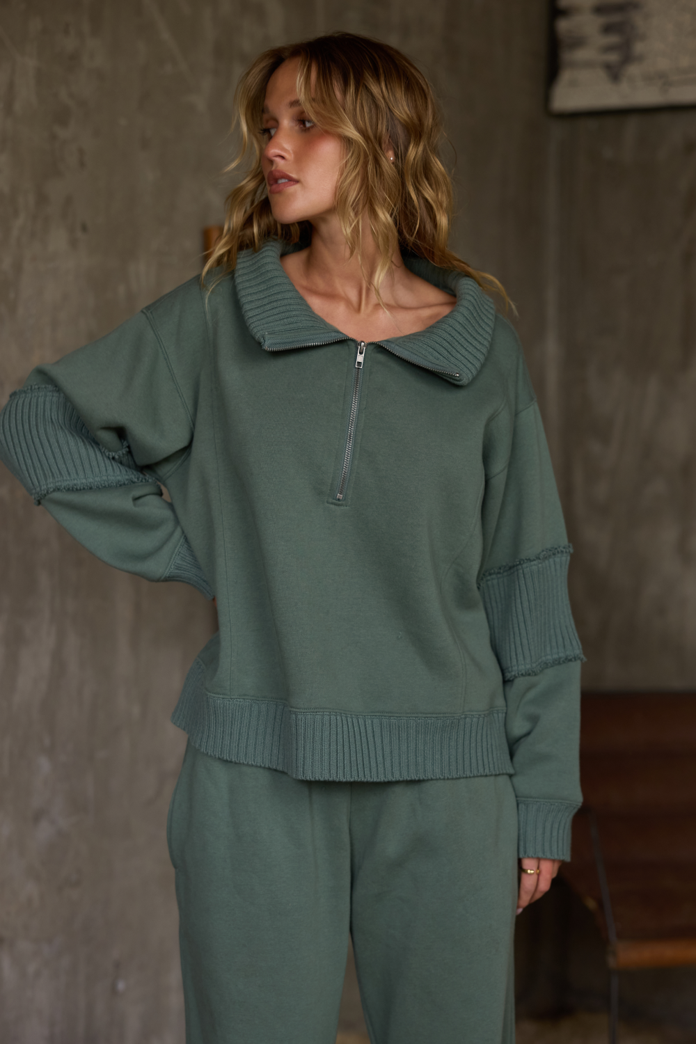 Fleece Quarter Zip w/ Rib Detail - Olive