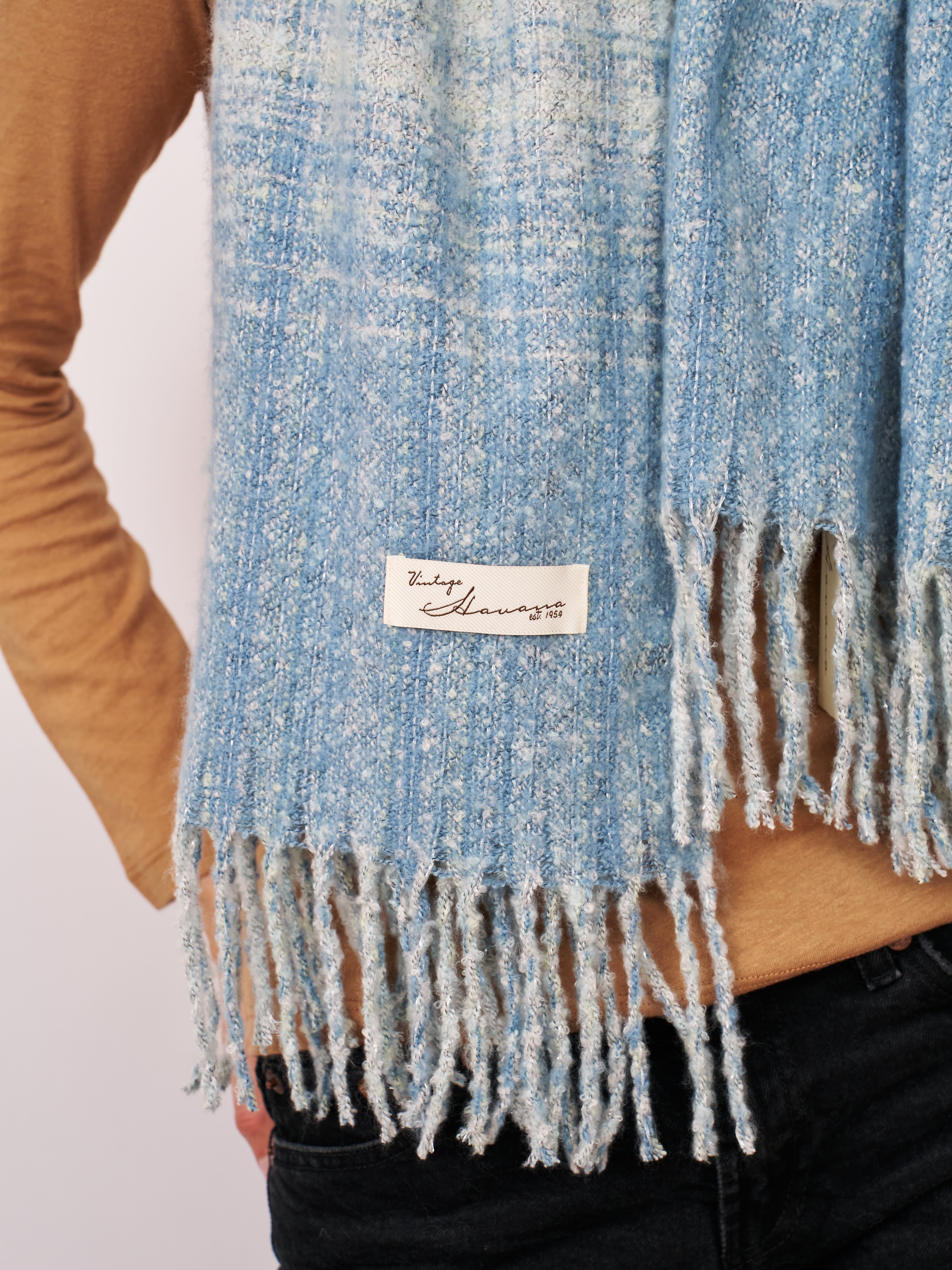 BOUCLE CHECK TASSEL SCARF - BLUE