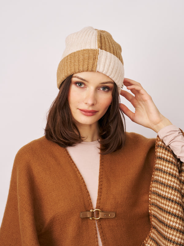 SEAM PATTERN BEANIE - TAN