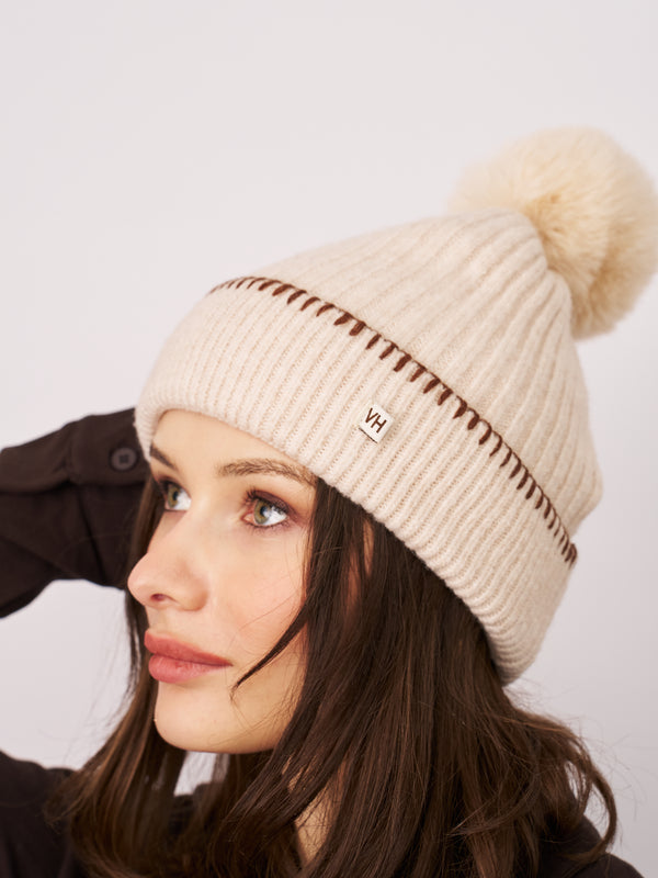 RIBBED POMPOM BEANIE - IVORY/TAN