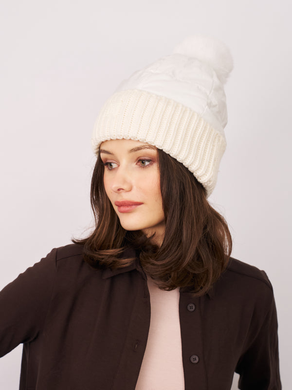 PUFFER POMPOM HAT - WHITE