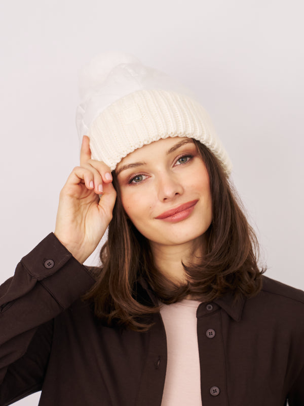 PUFFER POMPOM HAT - WHITE