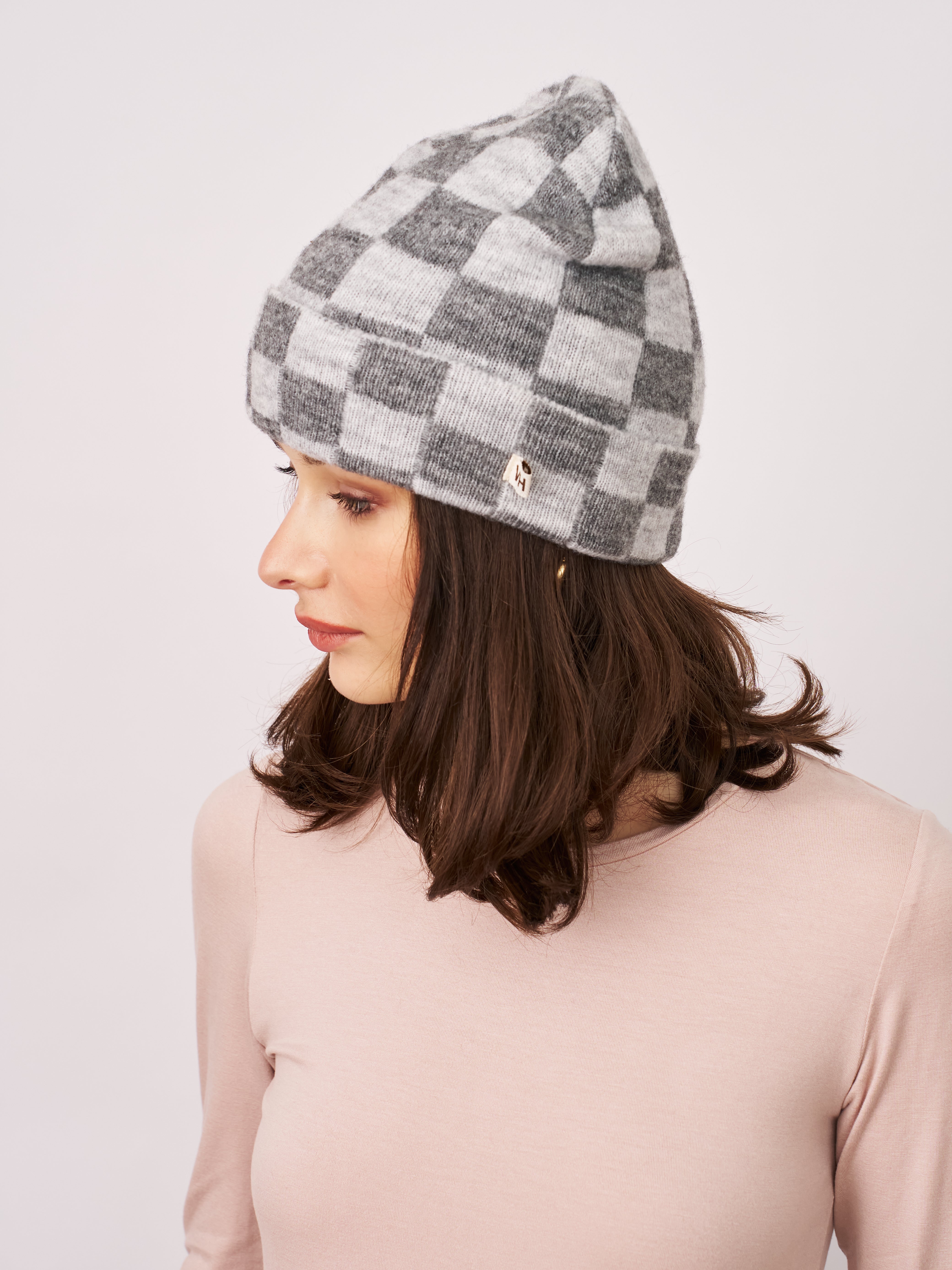 CHECK PATTERN BEANIE - GREY