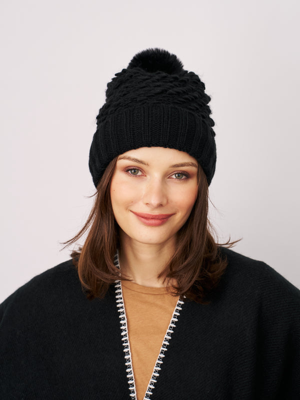 TURN UP POMPOM HAT - BLACK