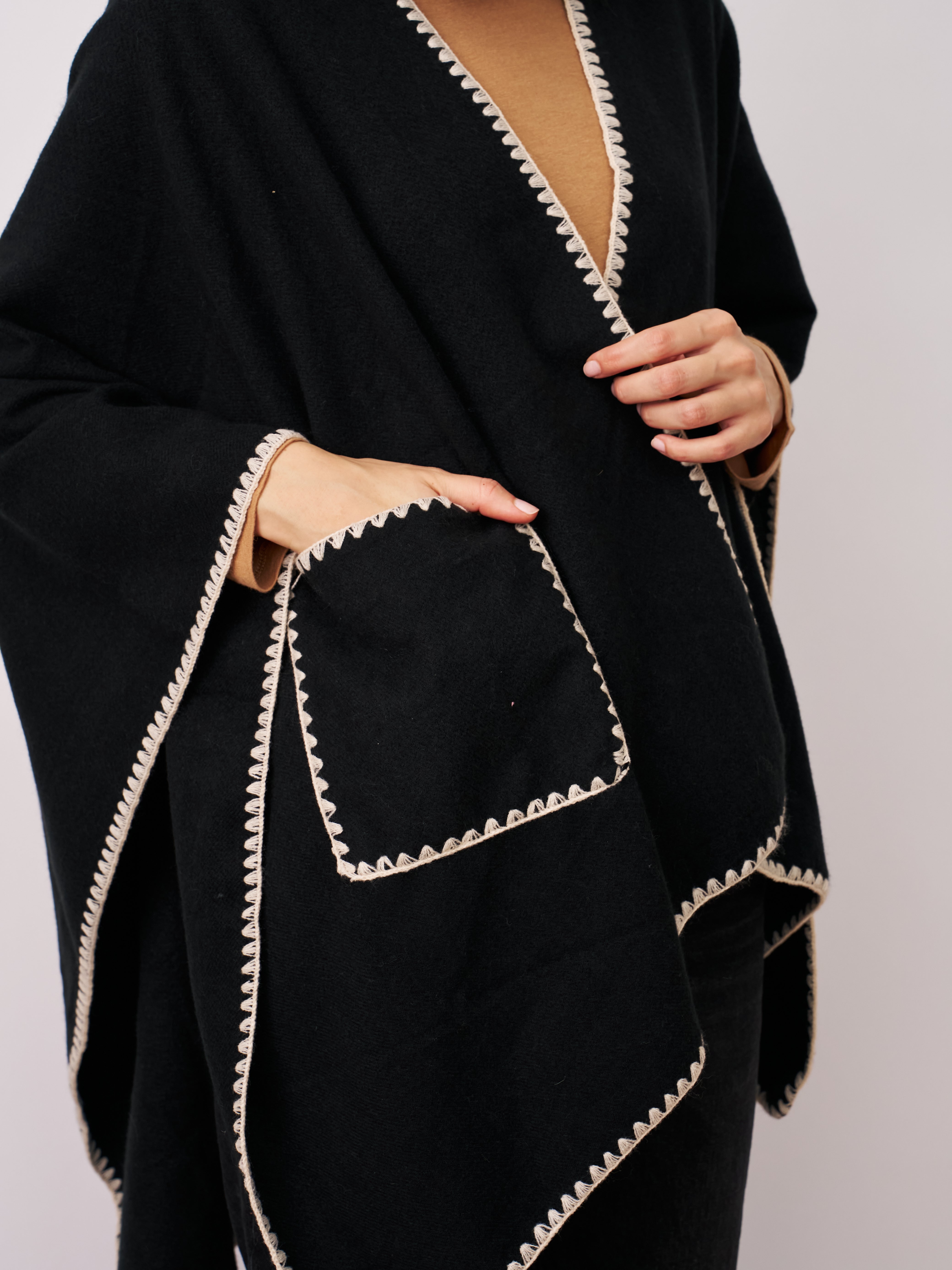 WHIPSTITCH RUANA WITH POCKETS