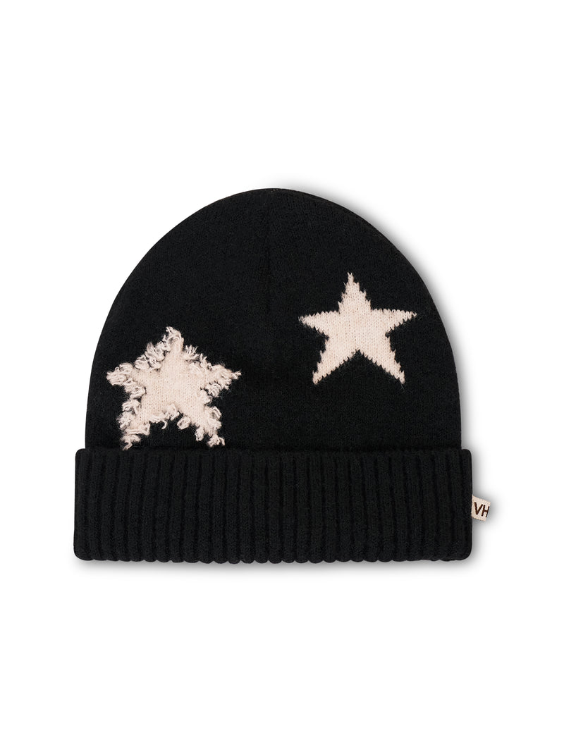 STAR POMPOM BEANIE