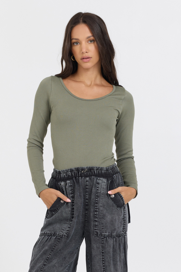 Olive Seamless Long Sleeve Tee