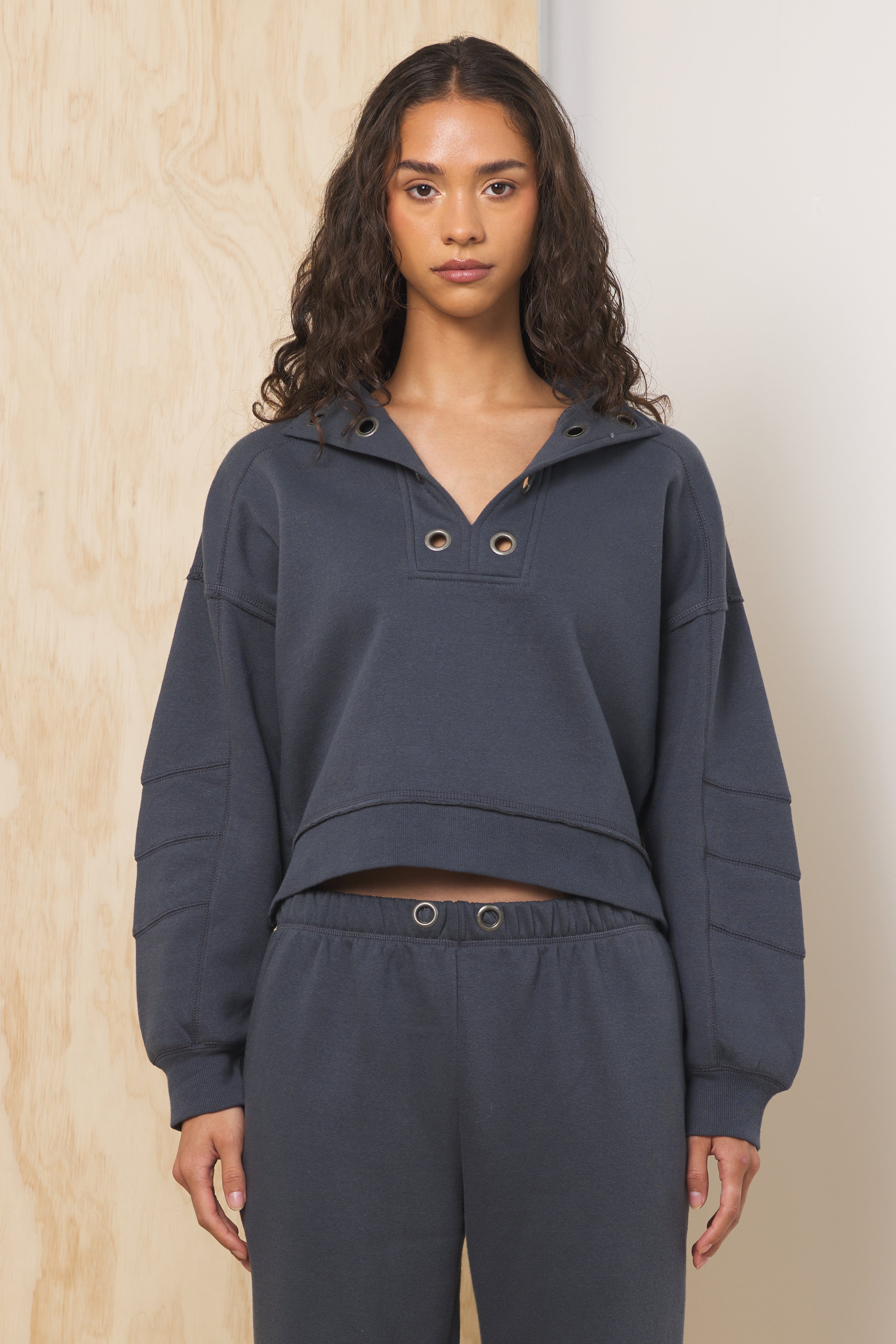 Surf Wash Henley Sweatshirt in Charcoal
